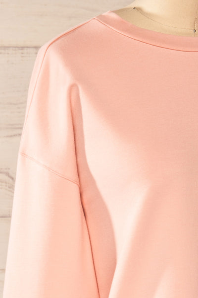 Boxy Blush Pink Crewneck Sweater | La petite garçonne side close-up