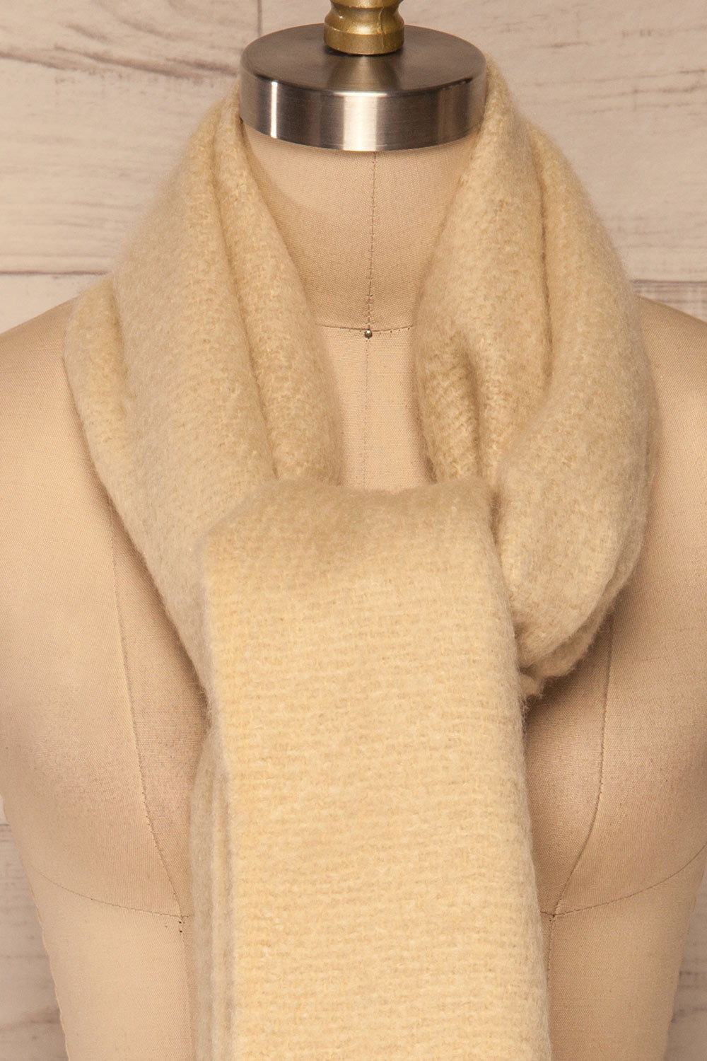 Bredevoort Beige Soft Knit Scarf w/ Fringe knot close up | La Petite Garçonne