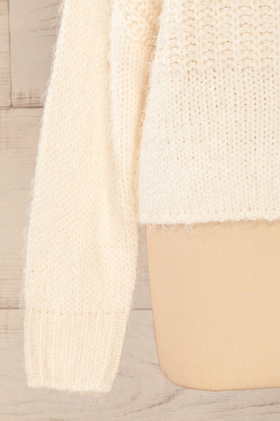 Briansk White Fuzzy Cropped Sweater | La petite garçonne bottom