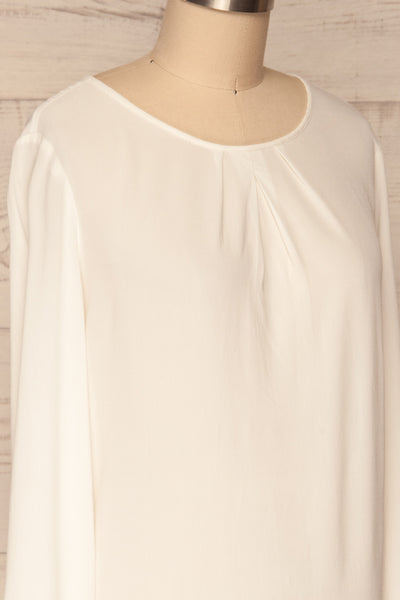 Brienza White Long Sleeved Blouse | SIDE CLOSE UP | La Petite Garçonne