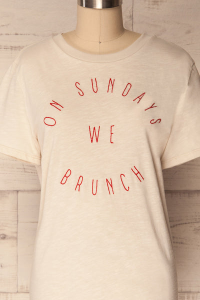 Brunhos Beige "On Sunday we Brunch" T-Shirt | La Petite Garçonne 7