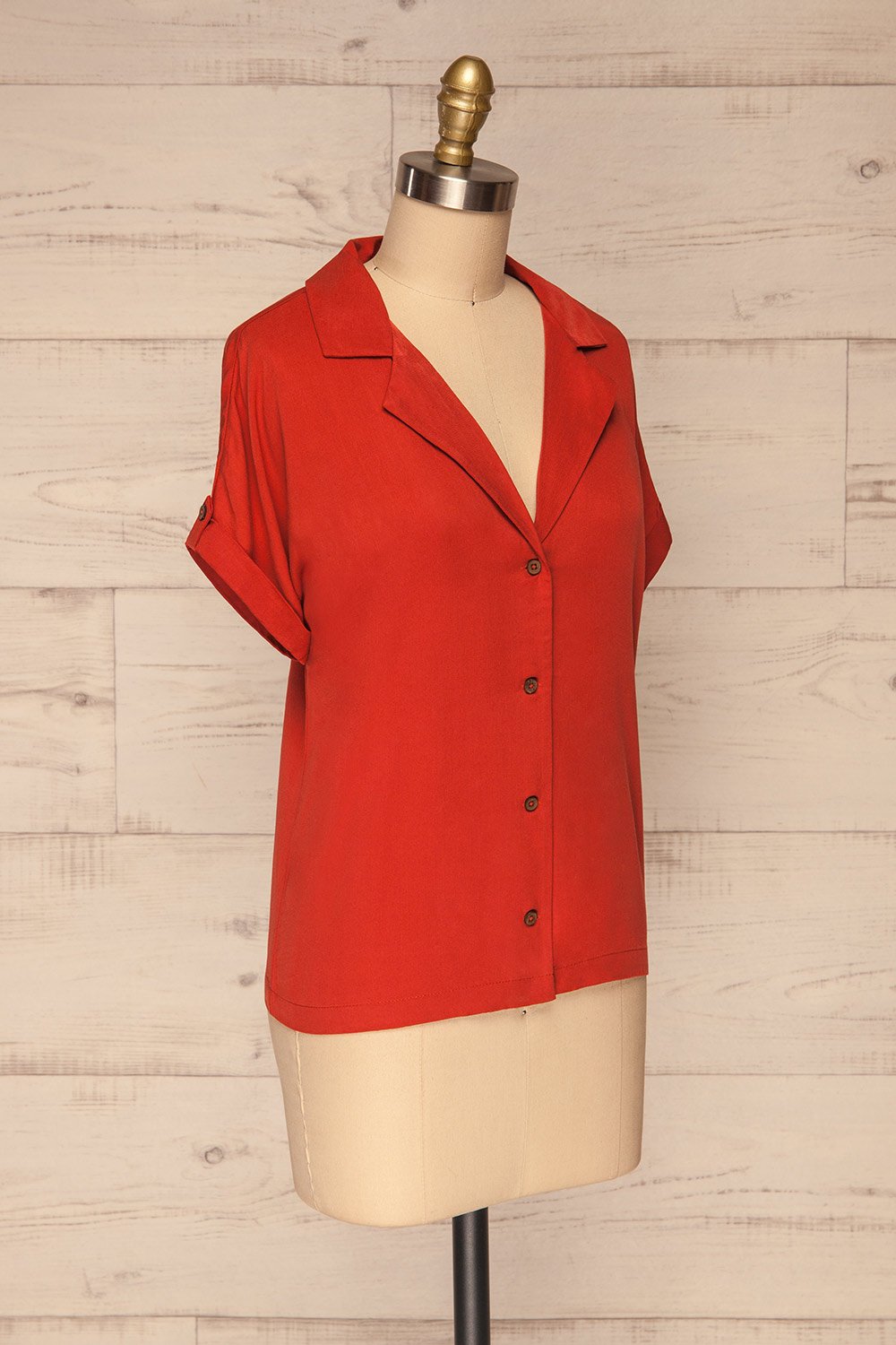 Buzau Red Buttoned Short Sleeved Top side view | La petite garçonne