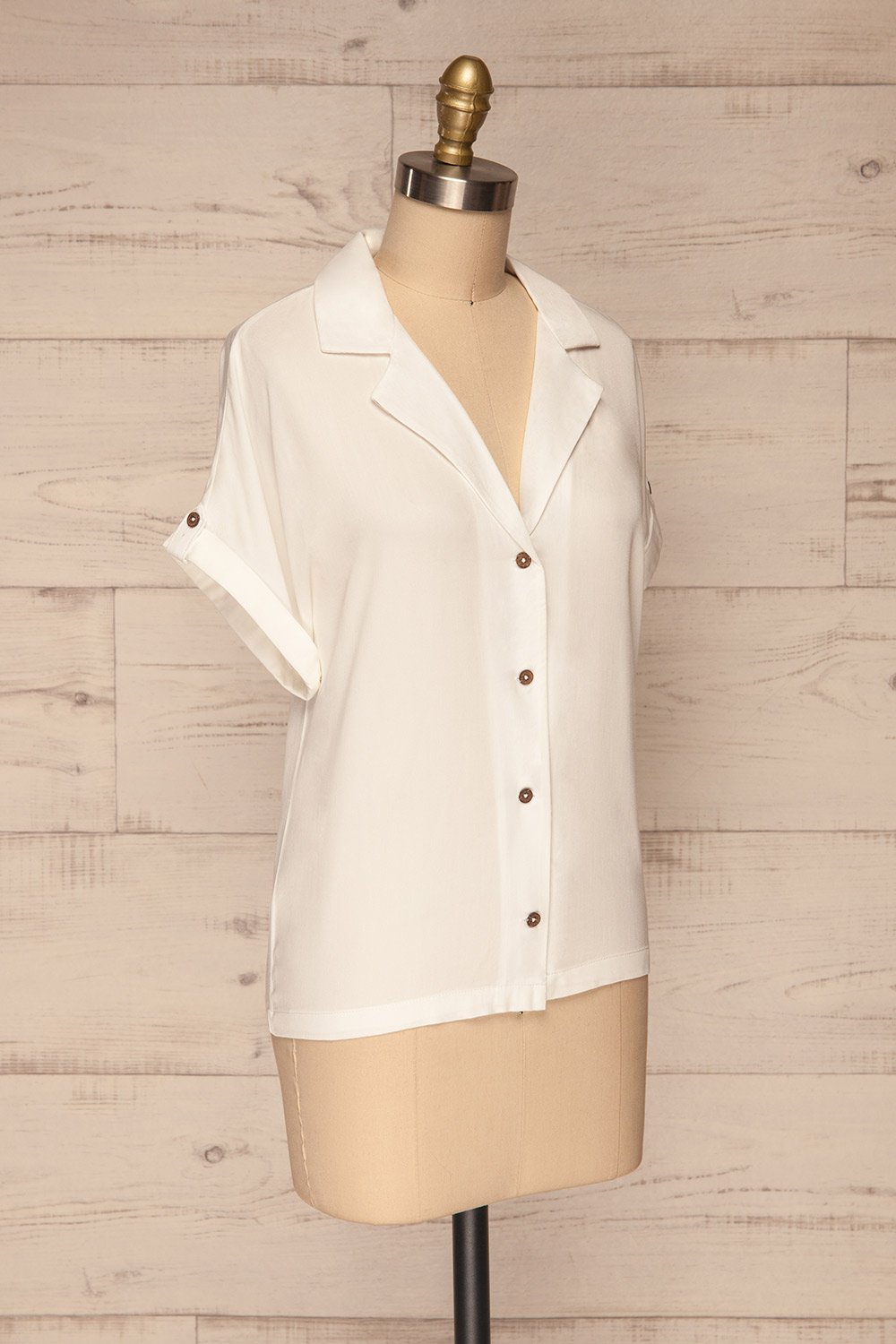 Buzau White Buttoned Short Sleeved Top side view | La petite garçonne