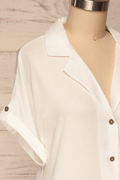 Buzau White Buttoned Short Sleeved Top side close up | La petite garçonne