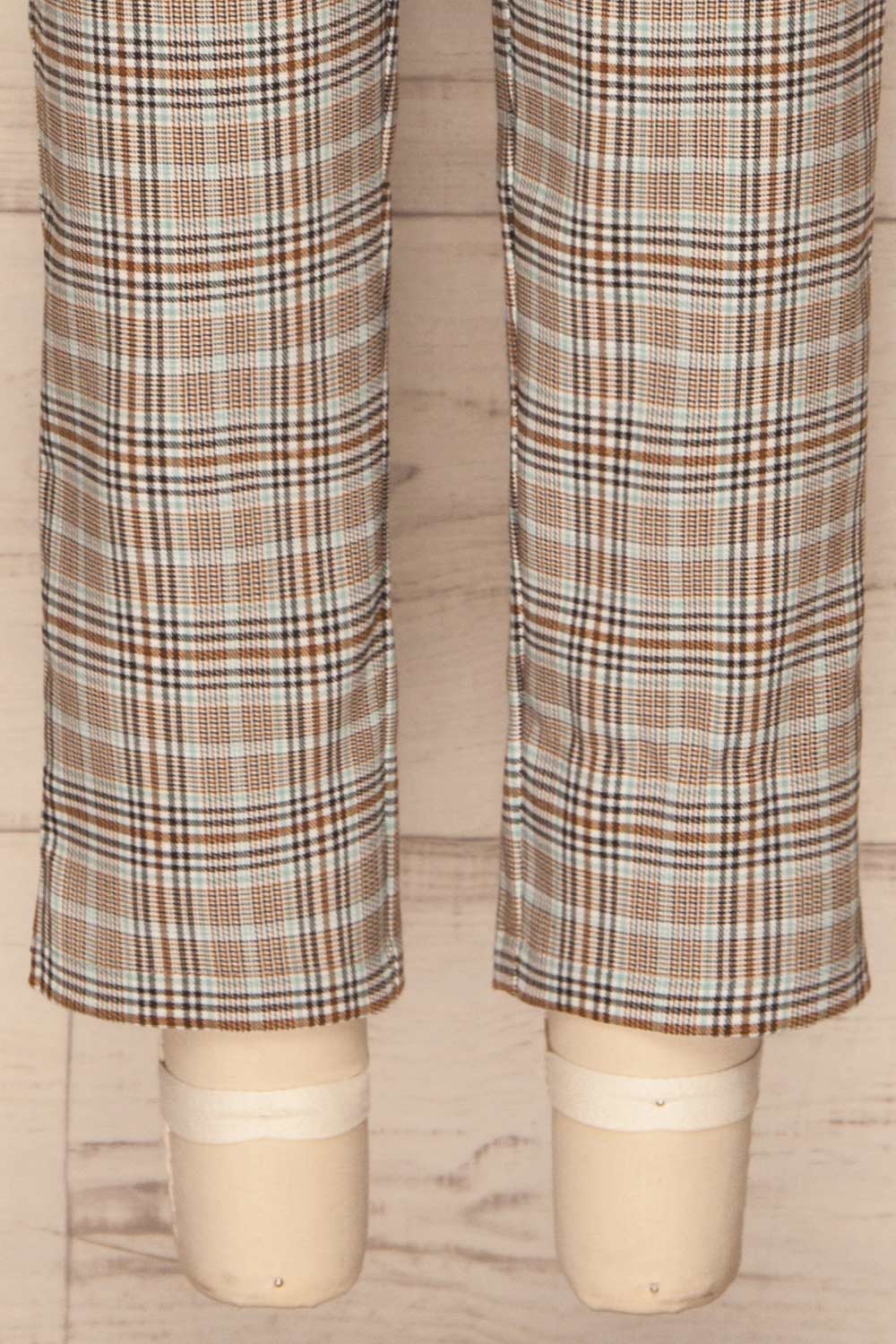 Byzcyna Beige & Black Plaid Pants  | BOTTOM CLOSE UP | La Petite Garçonne