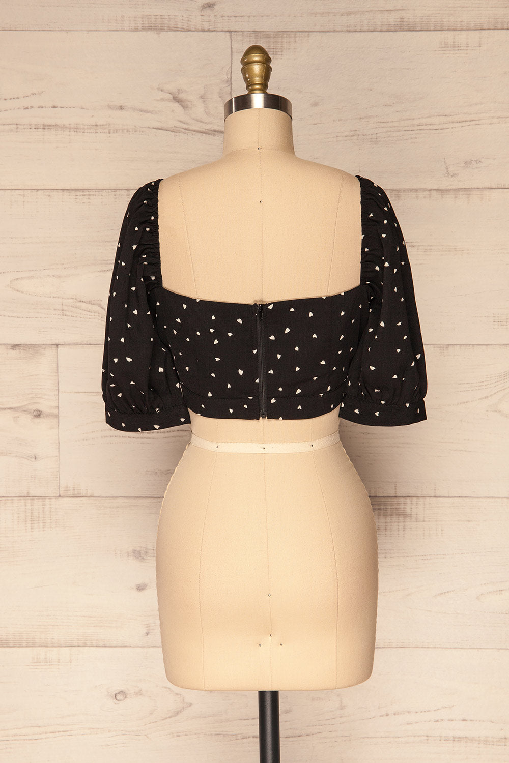 Calceta Black & White Heart Patterned Crop Top | La Petite Garçonne 5