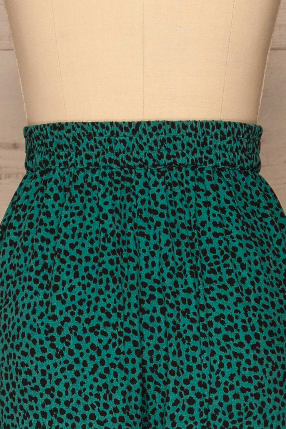 Canaveral Emerald Pants w/ Leopard Print | La petite garçonne back close-up