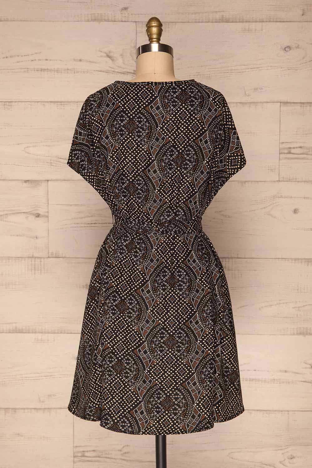 Cantzama Black Patterned T-Shirt Dress | La petite garçonne back view