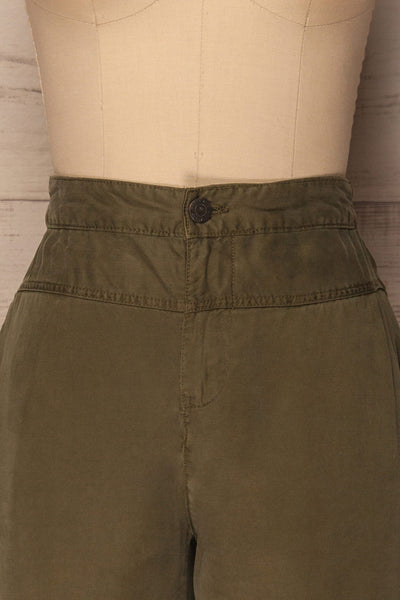 Reigate Olive Green Tapered Summer Pants | La Petite Garçonne 2