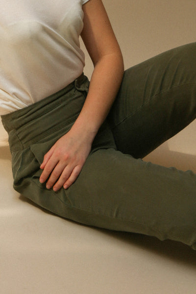 Reigate Olive Green Tapered Summer Pants | La Petite Garçonne on model