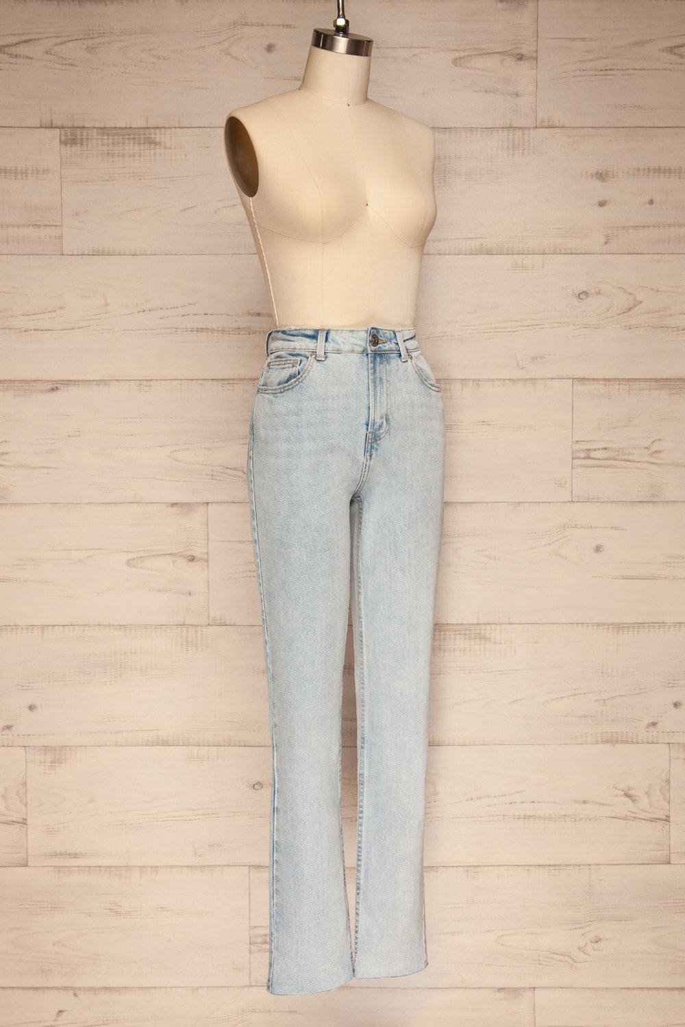 Cascada Light Denim Straight Leg Jeans | La petite garçonne side view