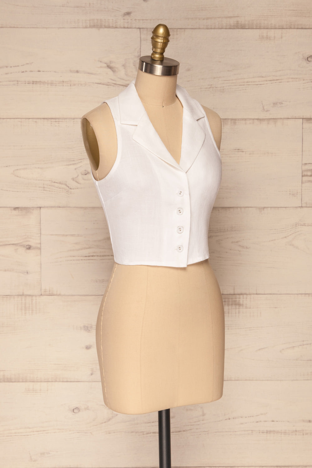 Cascarilla White Sleeveless Blouse | La petite garçonne side view