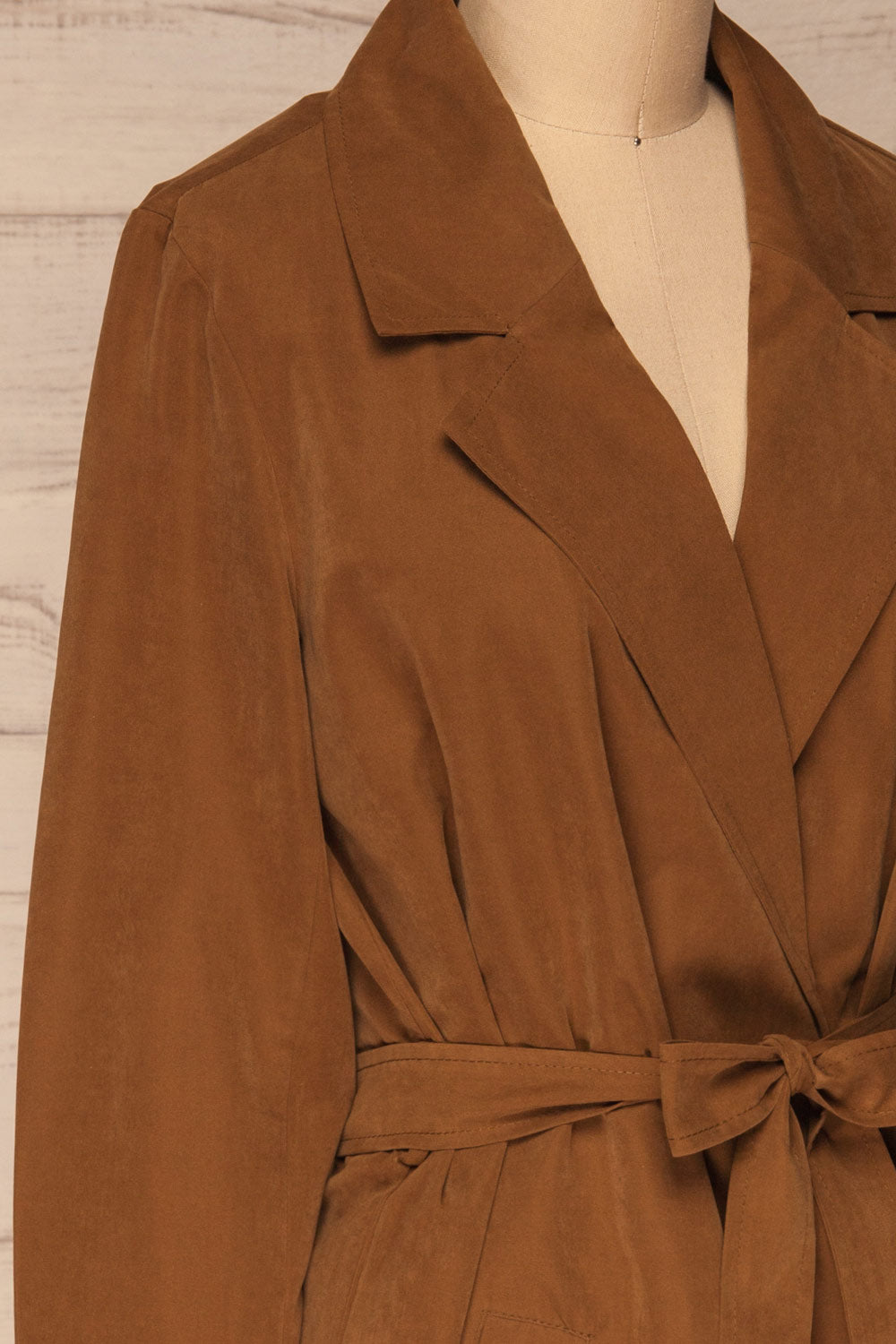 Catimbo Brown Tencel Midi Jacket w/ Belt | La petite garçonne side close-up