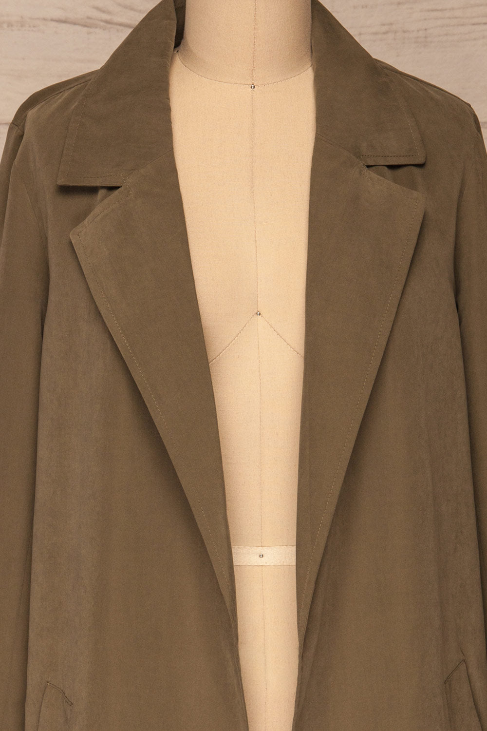 Catimbo Olive Tencel Midi Jacket w/ Belt | La petite garçonne front close-up open