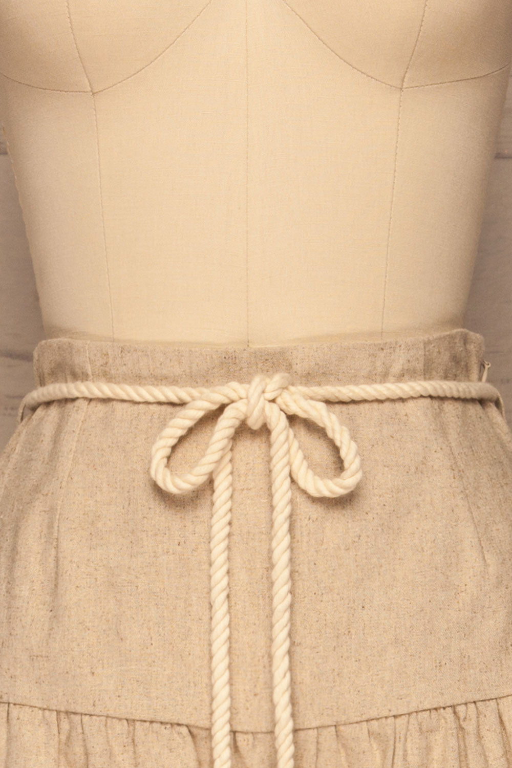 Cesena Beige Linen Shorts with Belt | La petite garçonne front close-up