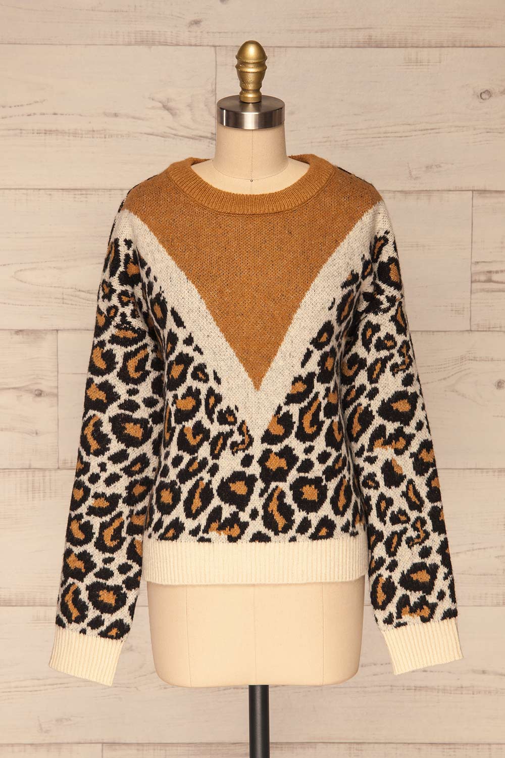 Chatham Leopard Knit Sweater | Tricot | La Petite Garçonne front view 