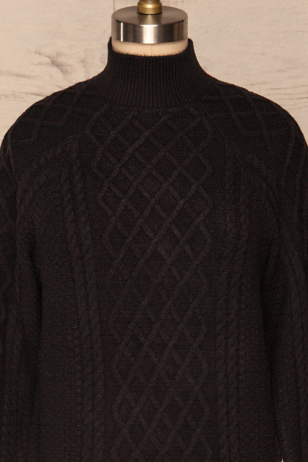 Chimay Anis Black Knit Sweater | FRONT CLOSE UP | La Petite Garçonne