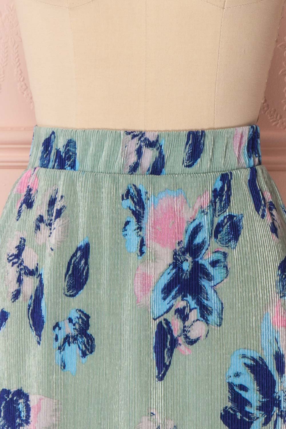 Chirly Floral Sage Ribbed Velvet High Waisted Skirt | Boutique 1861