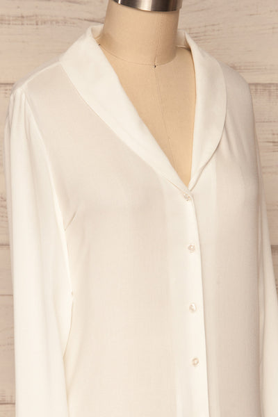 Clonmel Blanc White V-Neck Shirt side close up | La Petite Garçonne