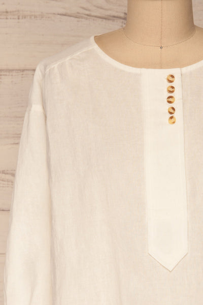 Cobh Off White Linen Oversize Top | La petite garçonne  front close-up