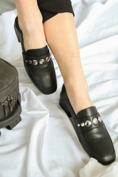 Coltana Black Slip-On Loafers | La Petite Garçonne on model