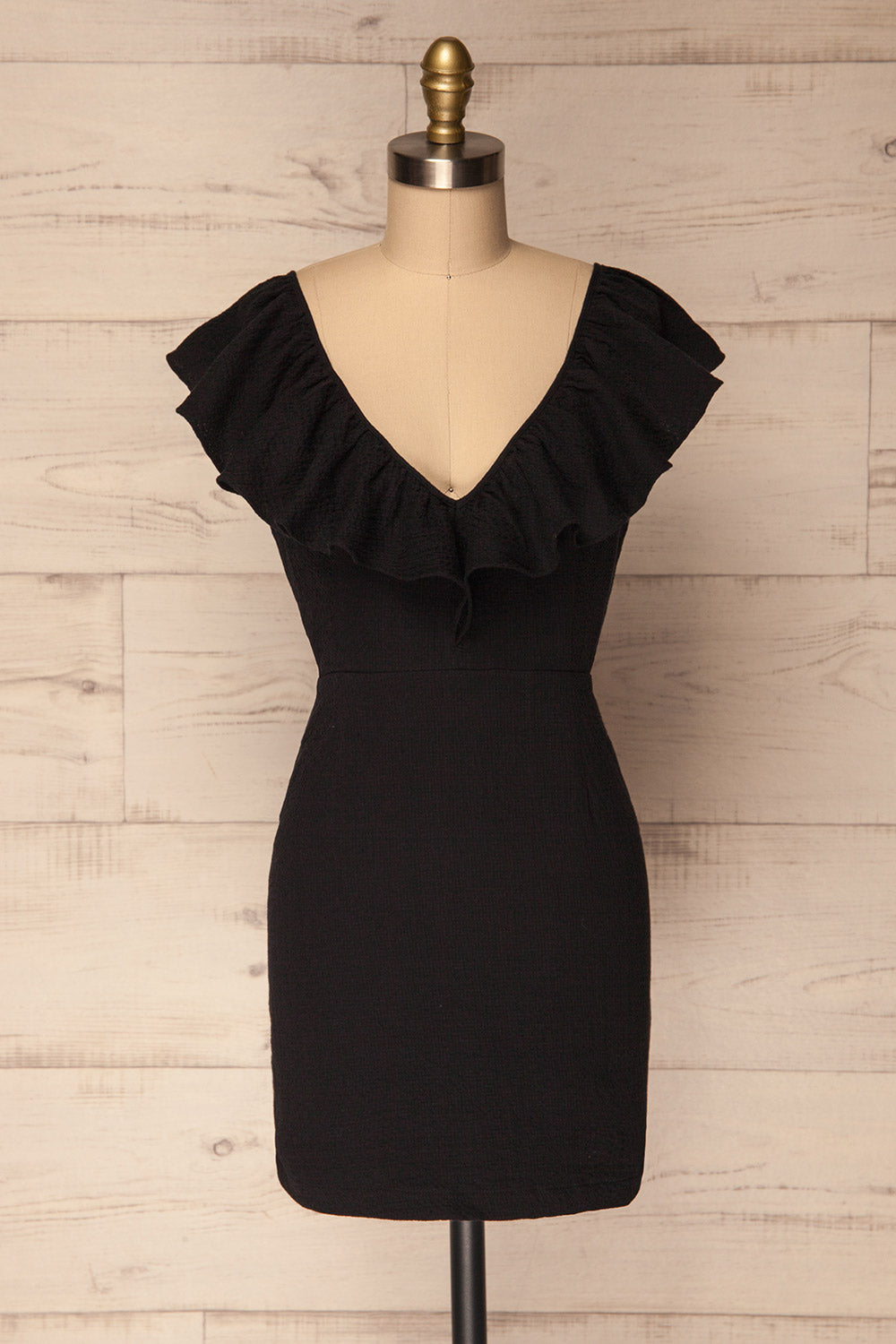 Czlopa Black Ruffled Fitted Cocktail Dress | La Petite Garçonne