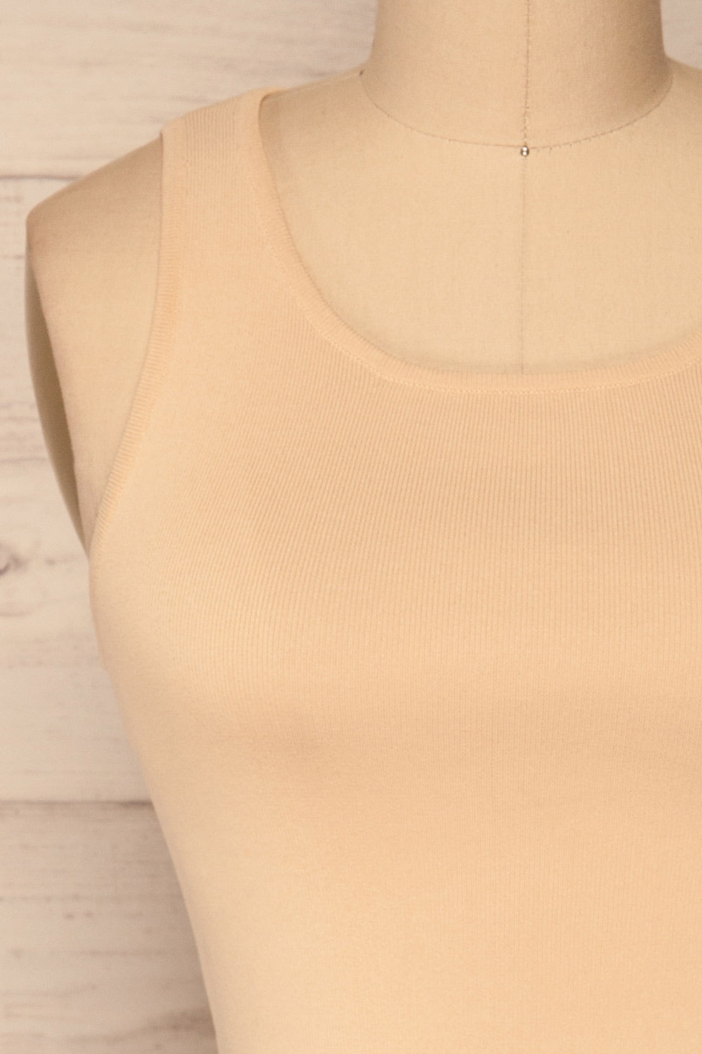 Czluchow Beige Ribbed Knit Cropped Tank Top | La Petite Garçonne front close-up