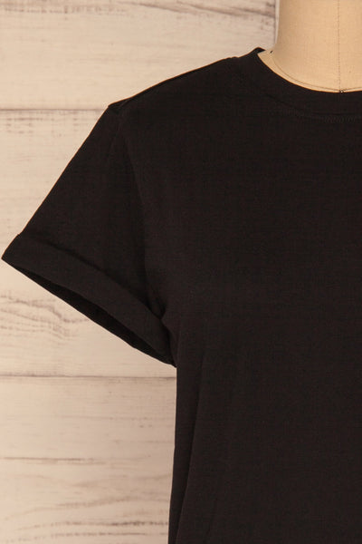 Dauve Black Rolled Sleeves T-Shirt | La petite garçonne front close-up