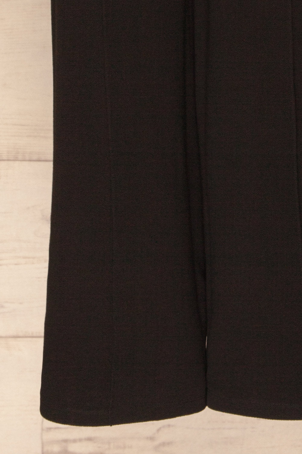 Devesa Black Wide Leg Pants w/ Pockets | La petite garçonne legs