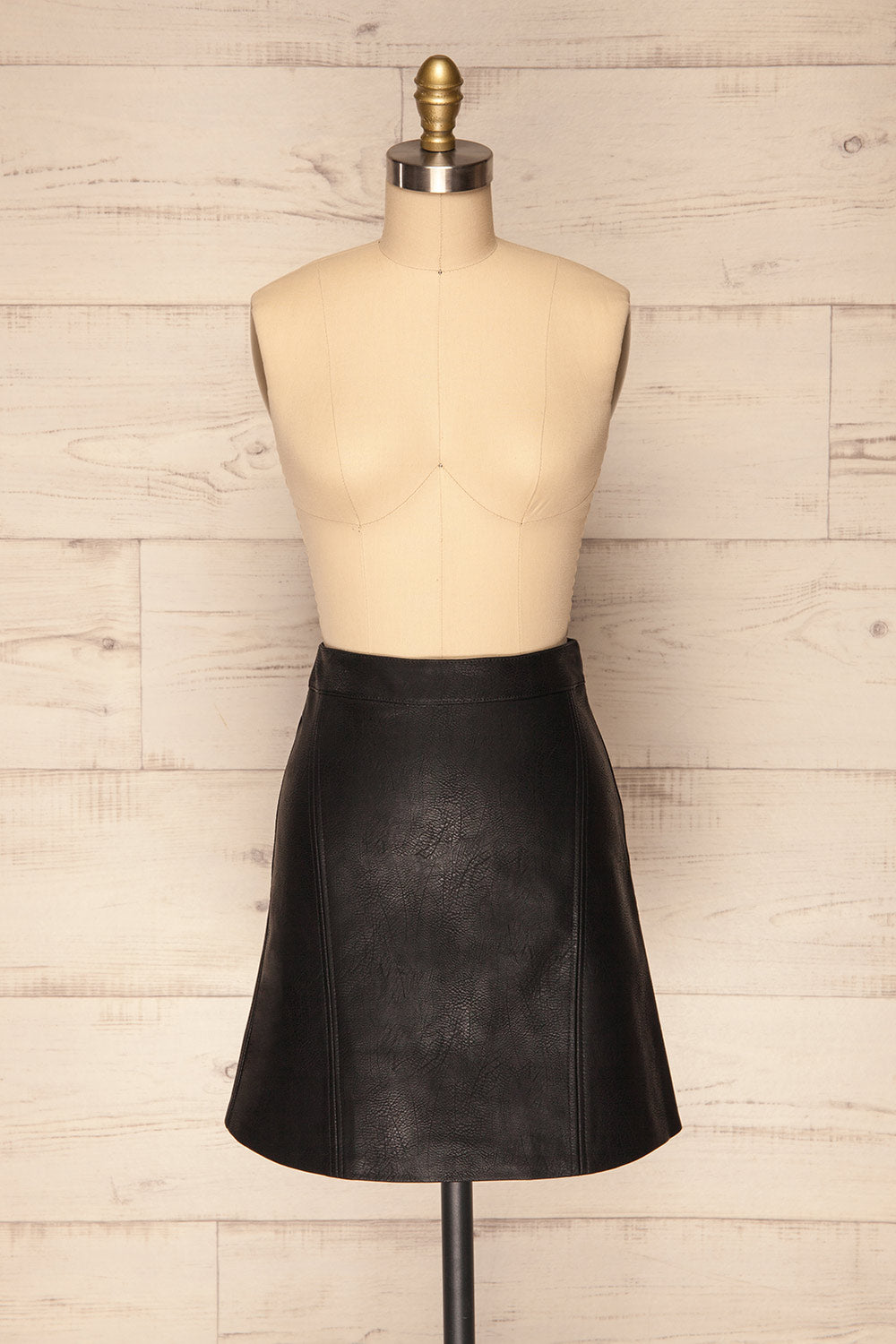 Dicmo Black Faux Leather Short A-Line Skirt | La Petite Garçonne
