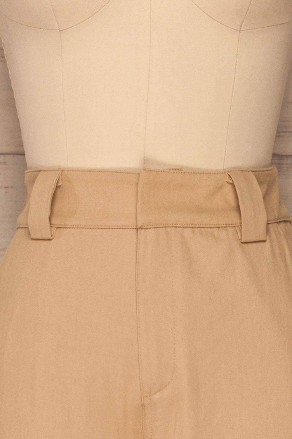 Digernes Beige Cargo Pants | La Petite Garçonne front close up