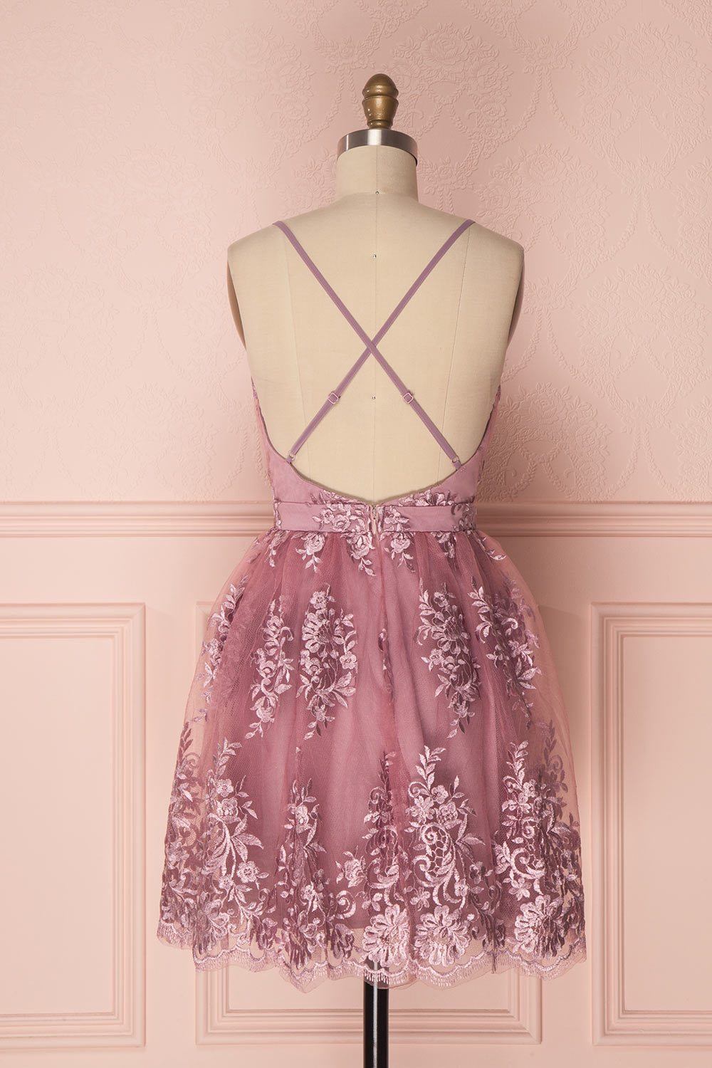 Dinora Mauve | Robe Courte à Broderies