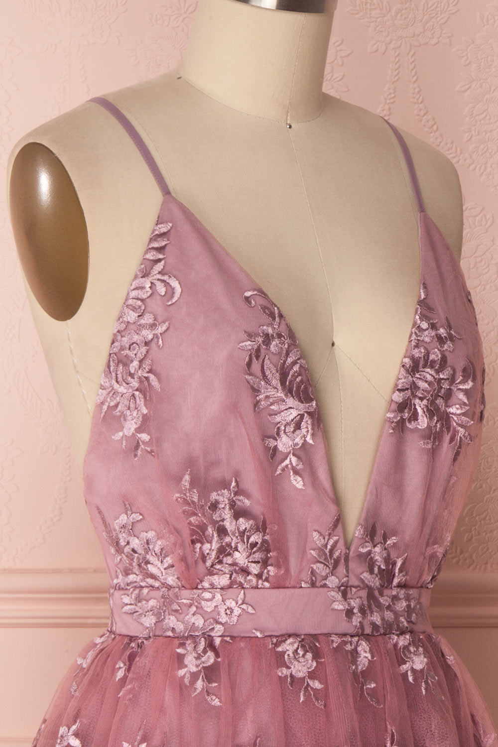 Dinora Mauve | Robe Courte à Broderies