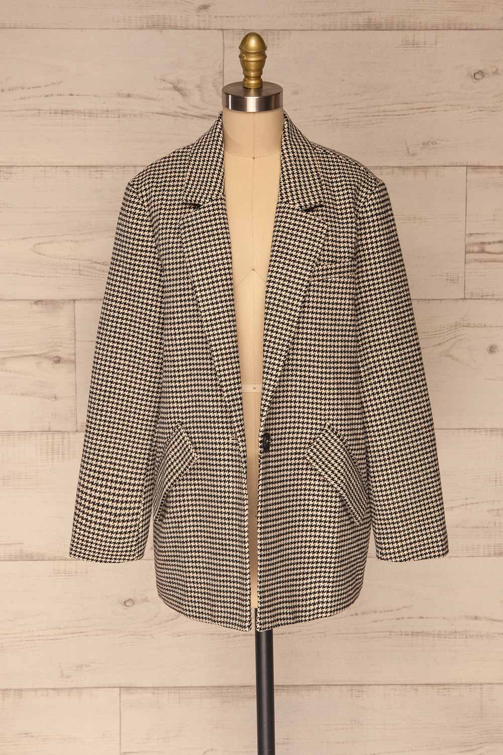 Drawno Black & White Houndstooth Blazer | La petite garçonne  front view open 