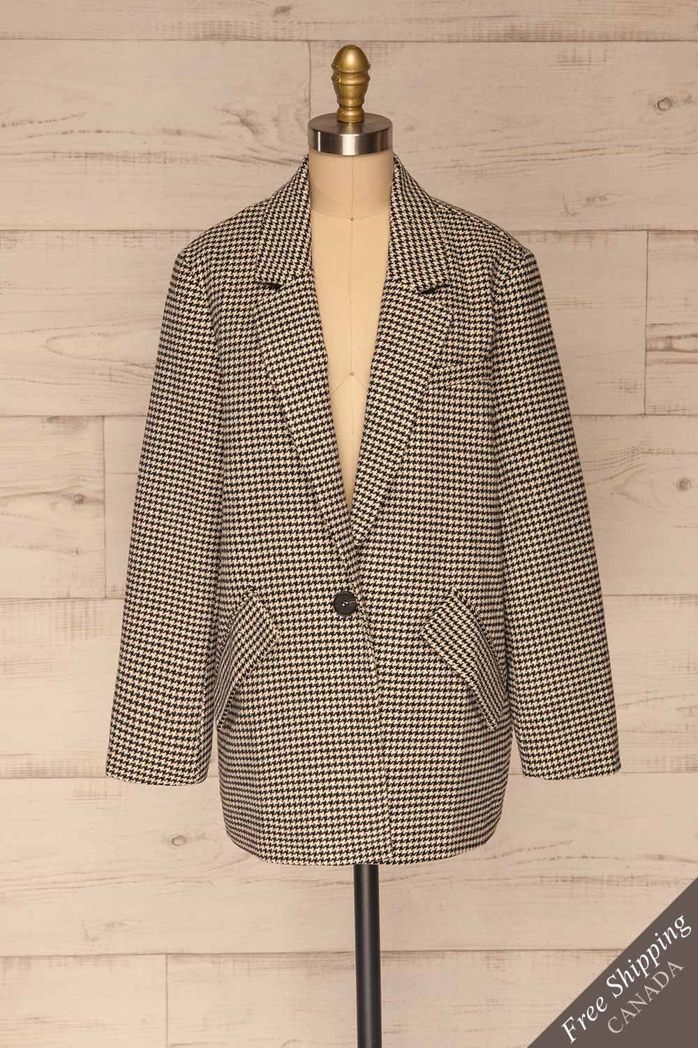 Drawno Black & White Houndstooth Blazer | La petite garçonne  front view 