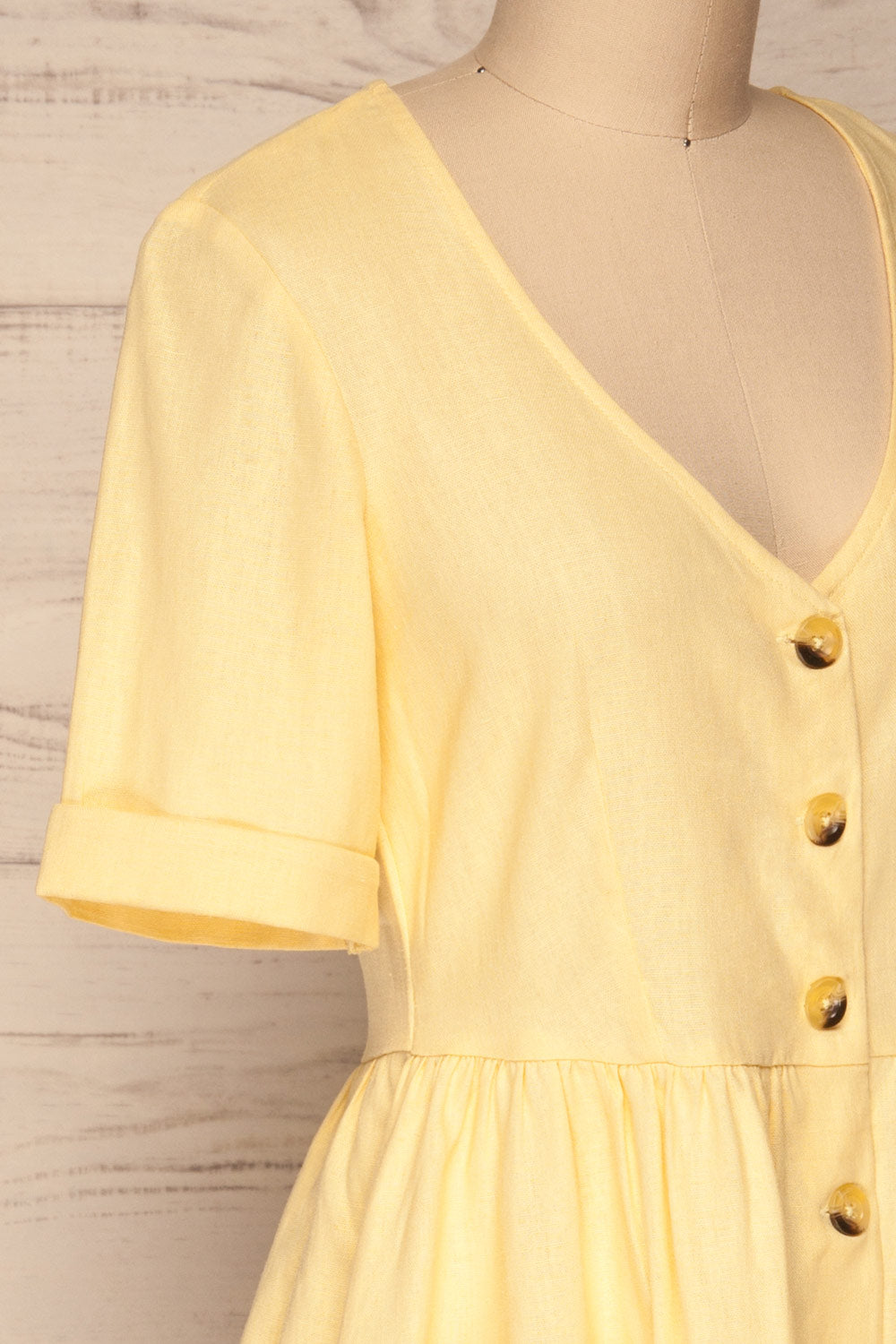 Ebbesvik Field Yellow Button-Up A-Line Dress | La Petite Garçonne