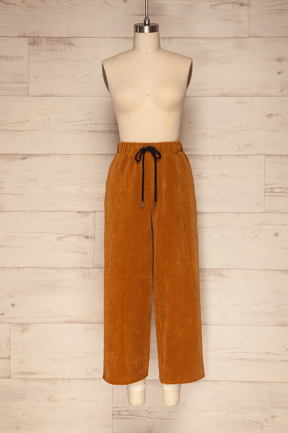 Edshaug Camel Brown Wide Leg Cropped Pants | La Petite Garçonne