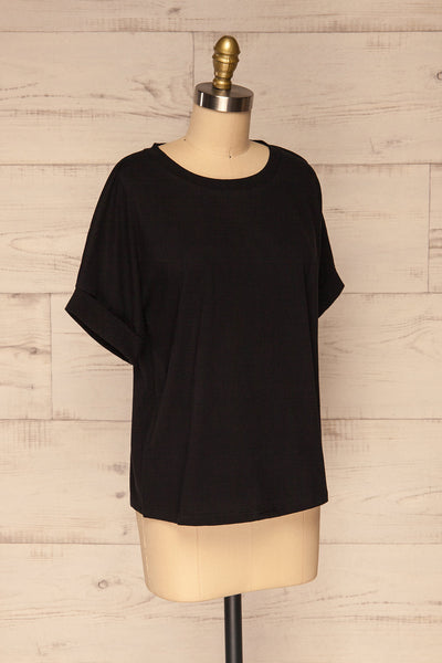 Eftang Black Rolled Sleeves T-Shirt | La petite garçonne side view