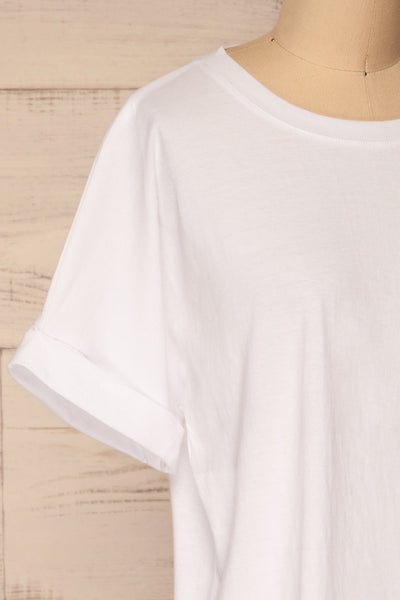 Eftang White Rolled Sleeves T-Shirt | La petite garçonne side close-up