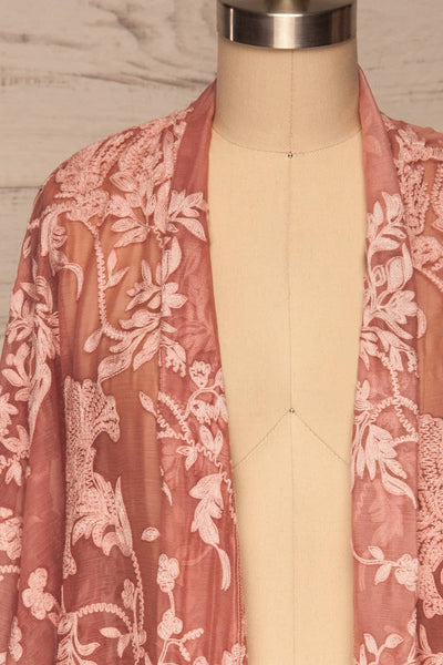 Eggjareir Pink Floral Lace Kimono front close up open | La petite garçonne