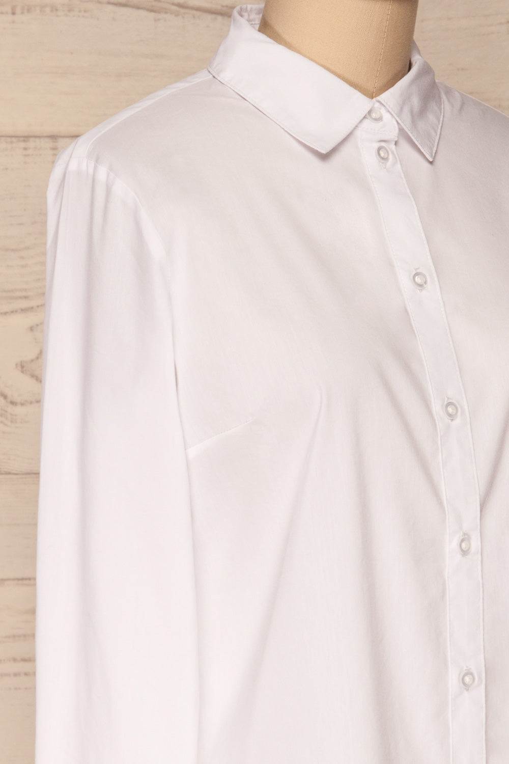 Eggodden Blanc White Long Sleeved Shirt | La Petite Garçonne side close up