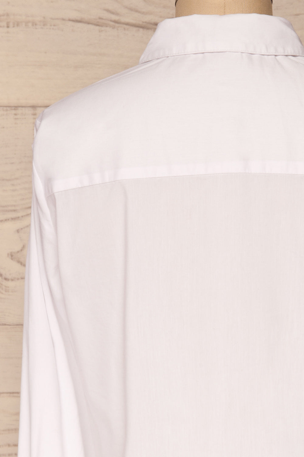 Eggodden Blanc White Long Sleeved Shirt | La Petite Garçonne back close up 