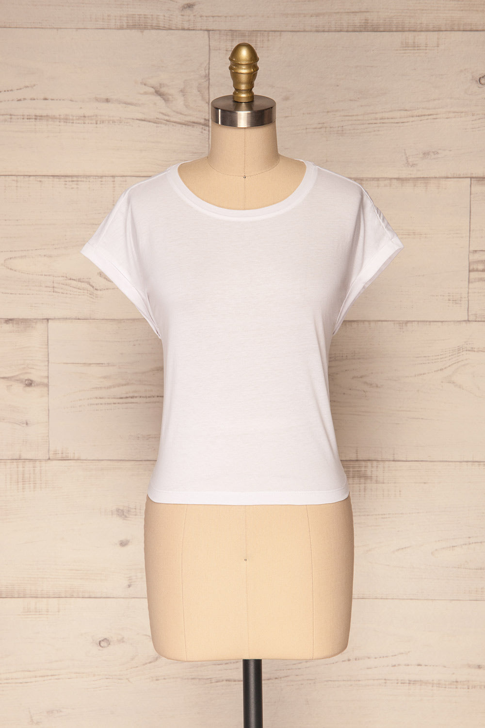 Eibydal Bianca White Slightly Cropped T-Shirt | La Petite Garçonne 1