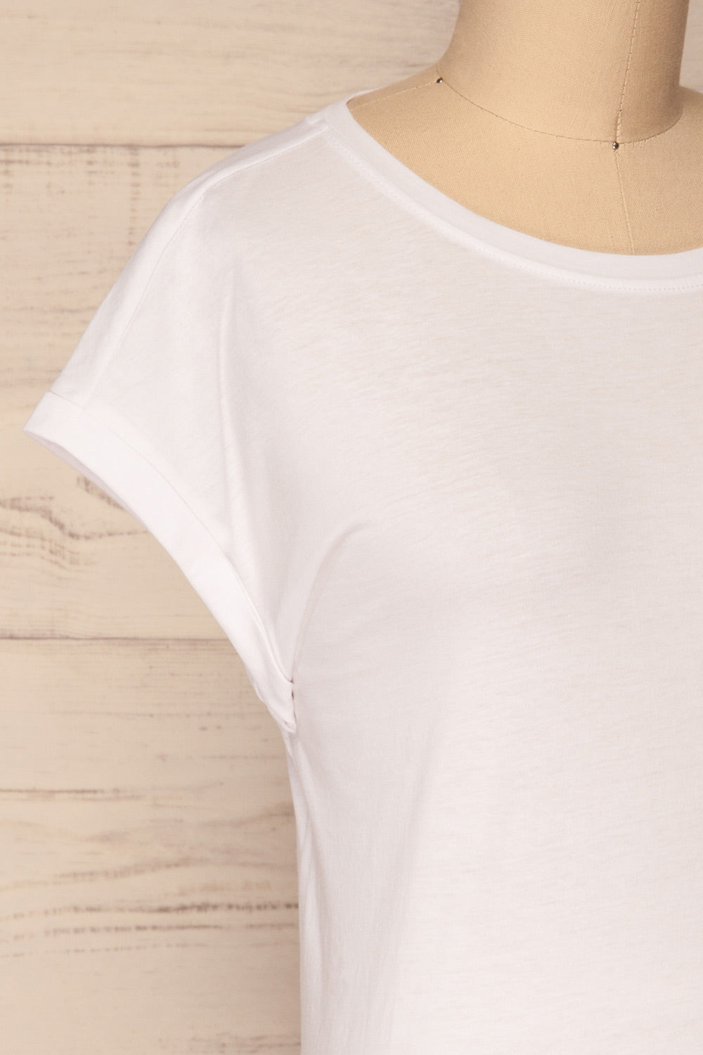 Eibydal Bianca White Slightly Cropped T-Shirt | La Petite Garçonne 5