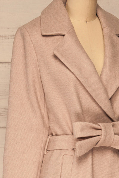 Eidebukta Beige Long Wool Coat | La petite garçonne side close-up