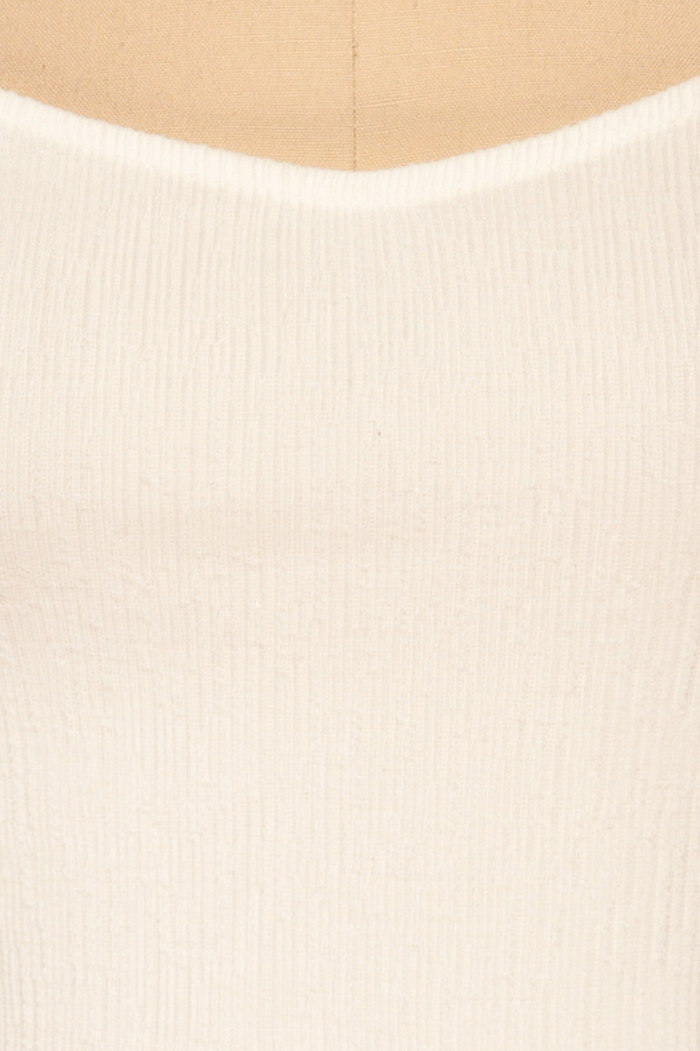 Eidssund White Puff Sleeved Crop Top | La Petite Garçonne fabric detail 