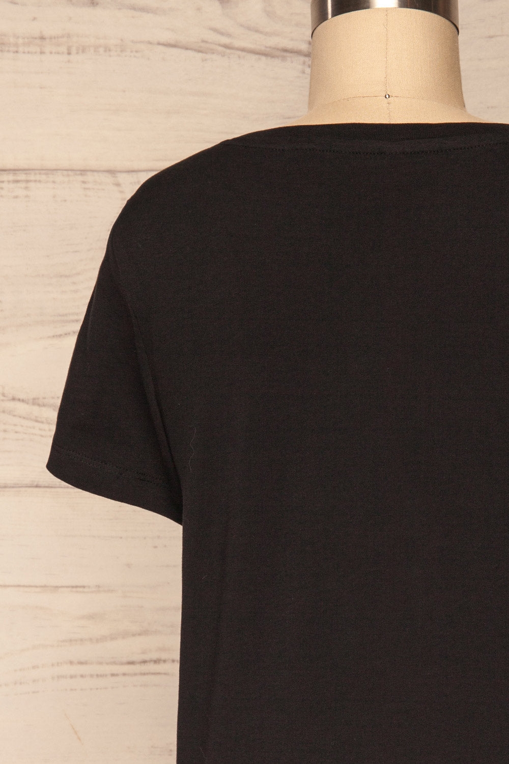 Faadalen Smoke Black Short Sleeved T-Shirt | La Petite Garçonne 6