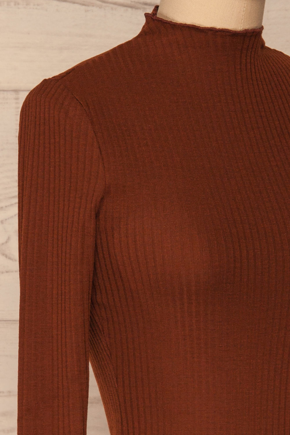 Faaset Clay Brown Ribbed Top with Stand Collar  | side close up | La Petite Garçonne