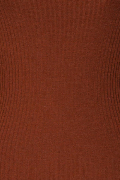Faaset Clay Brown Ribbed Top with Stand Collar r | texture detail | La Petite Garçonne