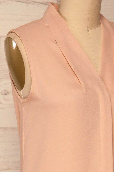 Fadlet Pink Blush Beige Sleeveless Top | La petite garçonne side close-up